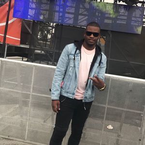 Meet your Posher, Cameron