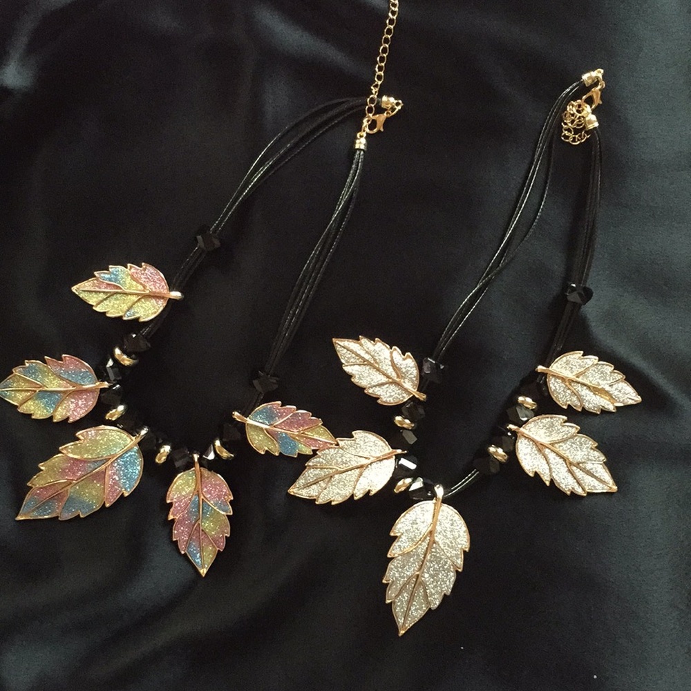 Gorgeous Sparkling Necklace