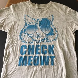 Check meowt traffic t shirt