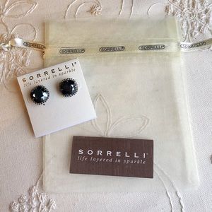 Sorrelli Hematite Studs