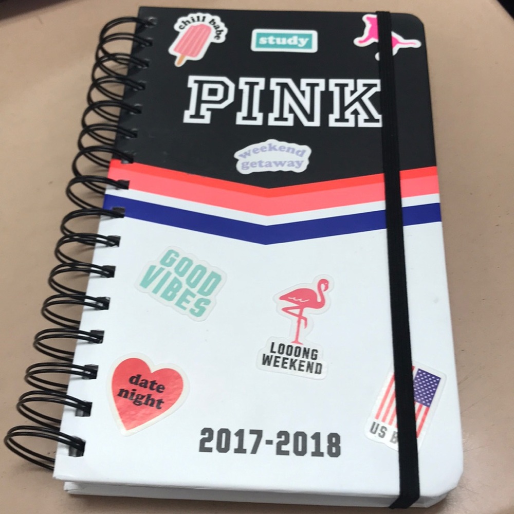 This is planner by Victoria secret// pink