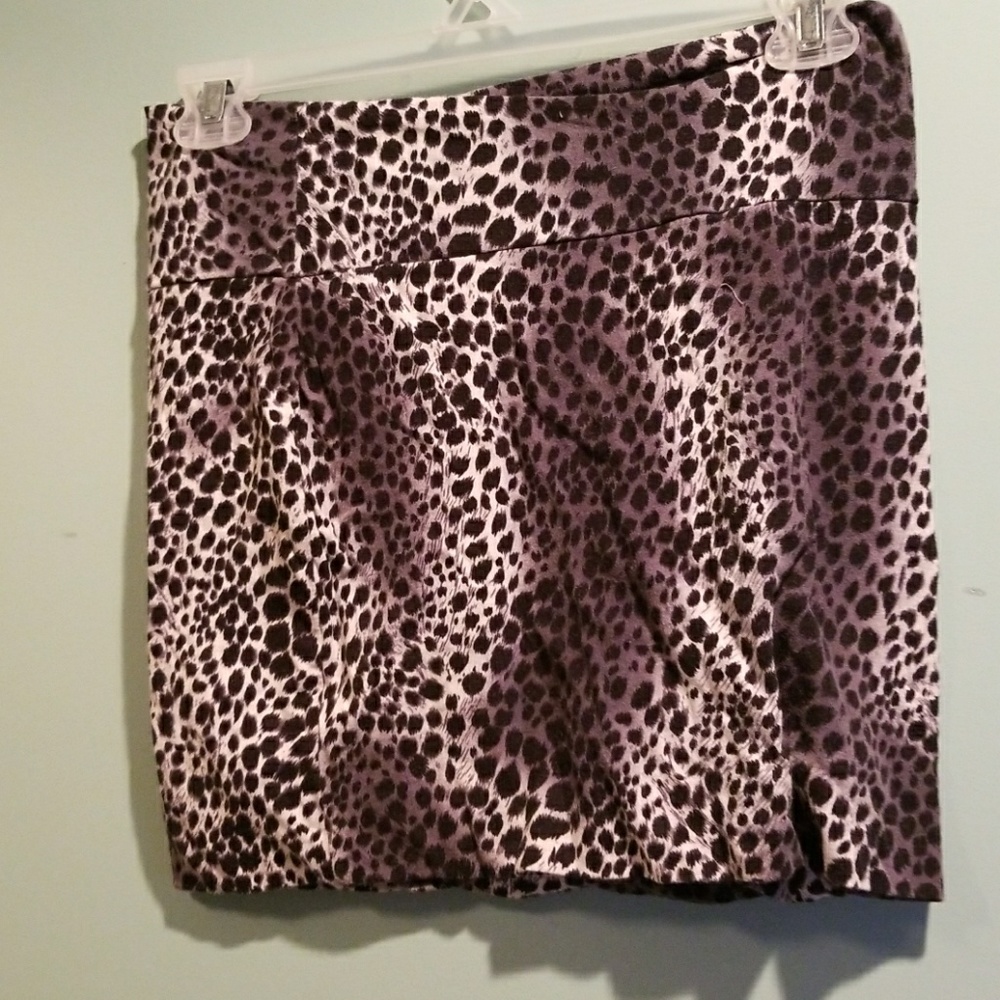 Leopard print soft stretchy skirt