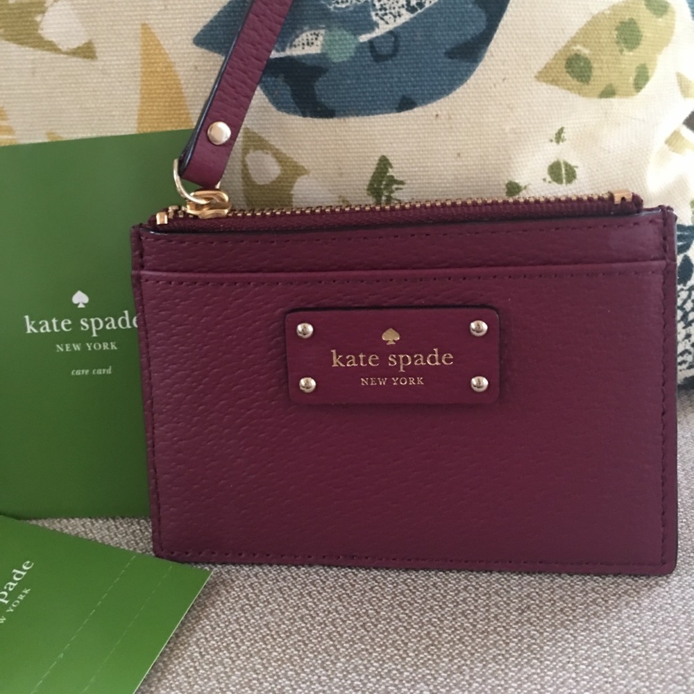 Brand New Kate Spade Case. A Great Holiday Gift.