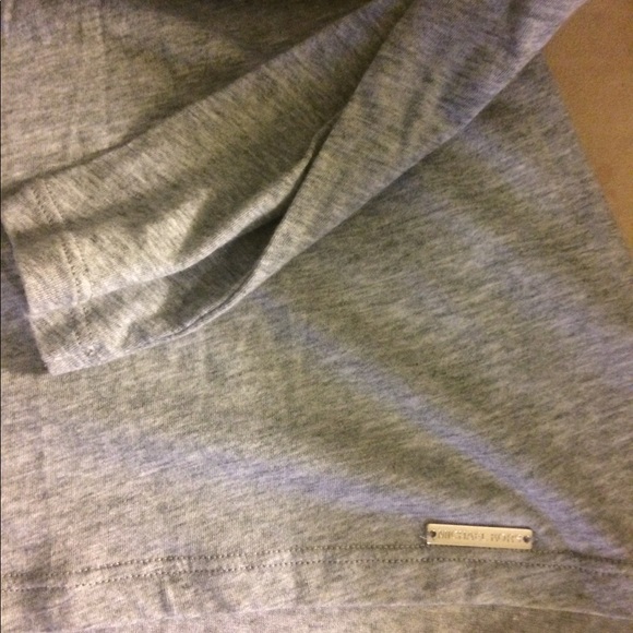 NWT Michael Kors Long Sleeve TShirt - Picture 1 of 5