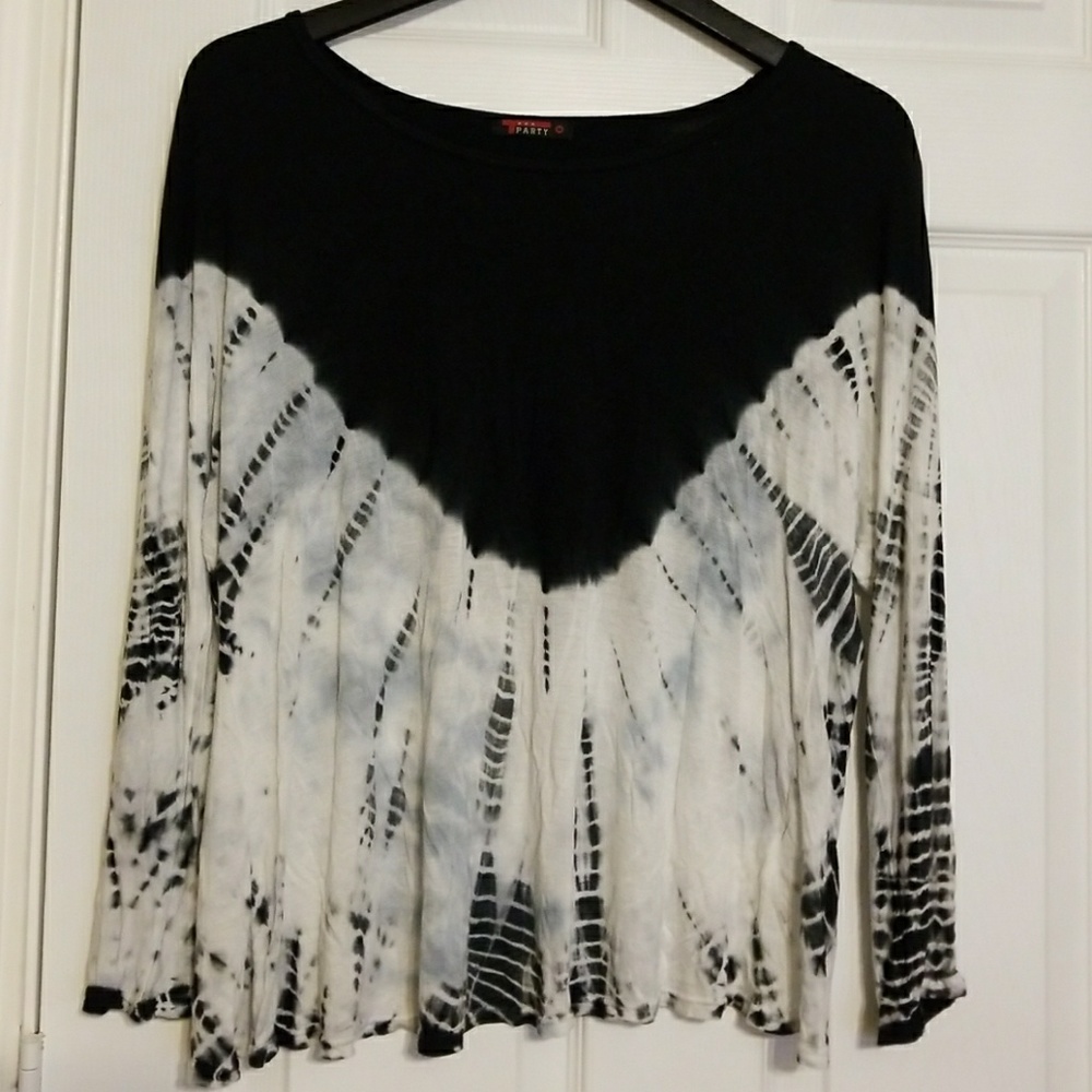 Open back tie dye top