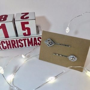 Chloe + Isabel Art Deco Hair Pin Duo