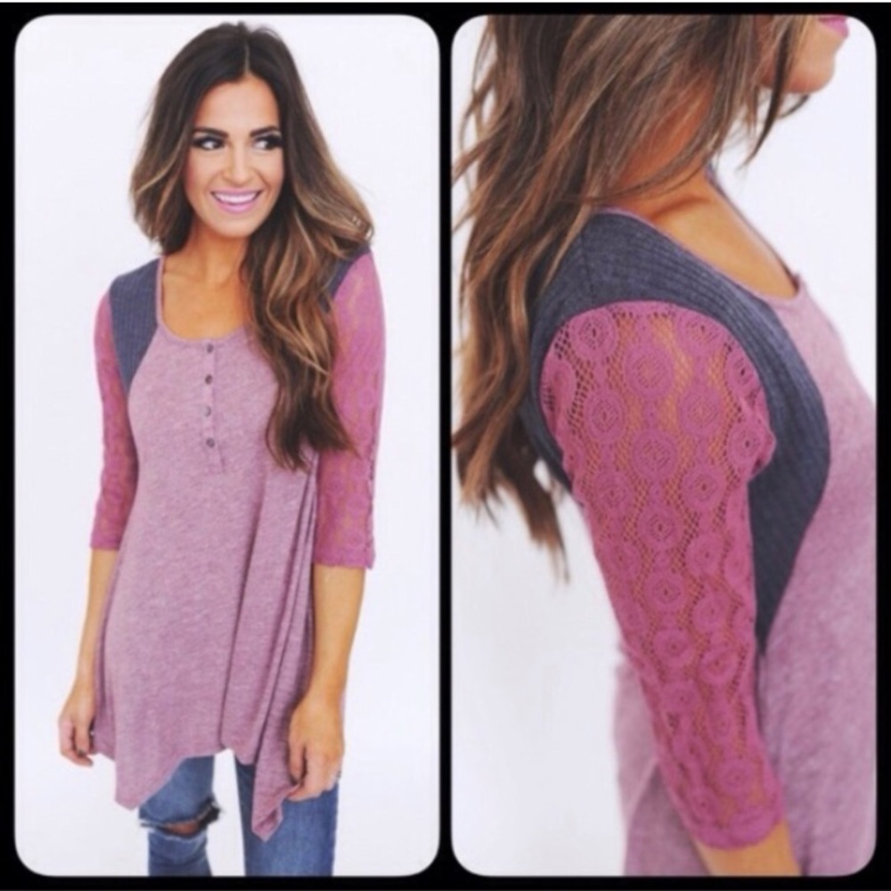 ♥️M/L LAST♥️ Two Tone Wine Lace Sleeve UMGEE Tunic