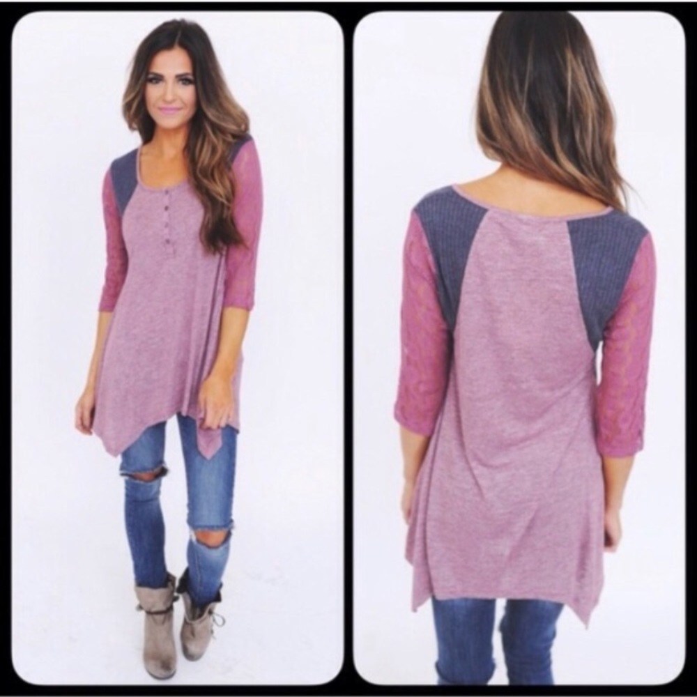 ♥️M/L LAST♥️ Two Tone Wine Lace Sleeve UMGEE Tunic - Picture 2 of 4