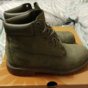 Gray Timberlands