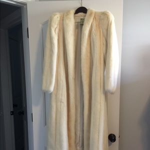 White Mink Fur Coat