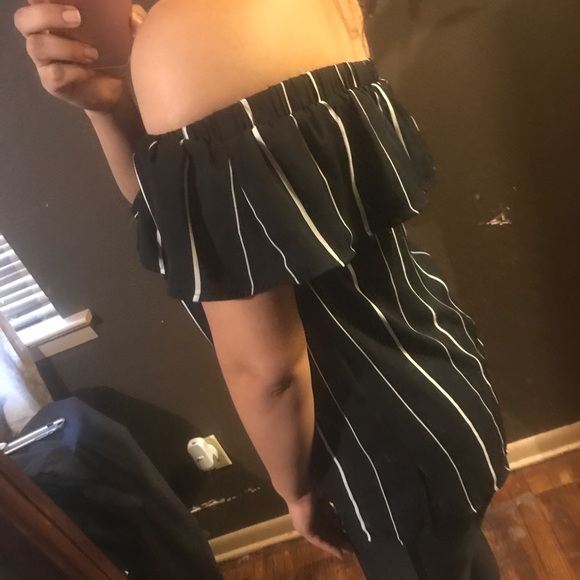 Signature Studio Top - Picture 3 of 4