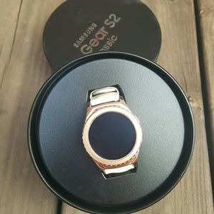 Samsung Gear S2 Classic Rose Gold Watch