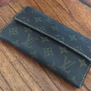 LV wallet