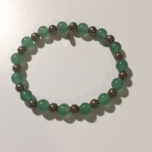 Bracelet - Picture 1 of 2