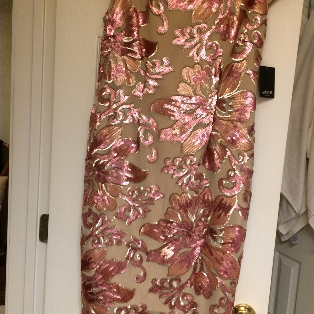 Dress - Picture 2 of 6