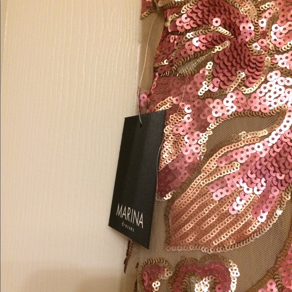Dress - Picture 5 of 6