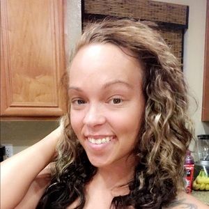 Meet your Posher, Tabatha