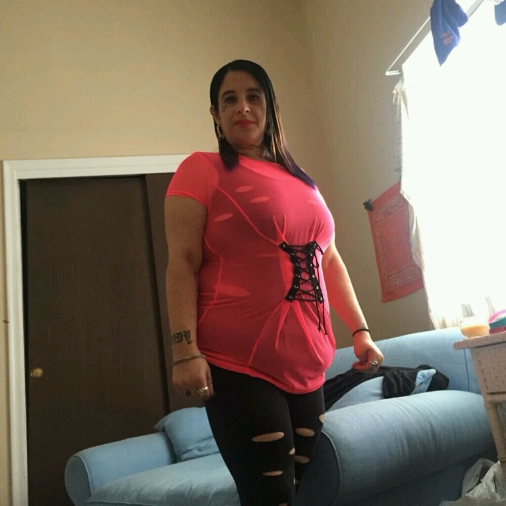 Meet your Posher, Yvette