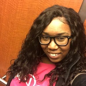 Meet your Posher, Nikie