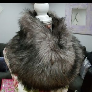 Fur like MK scarf