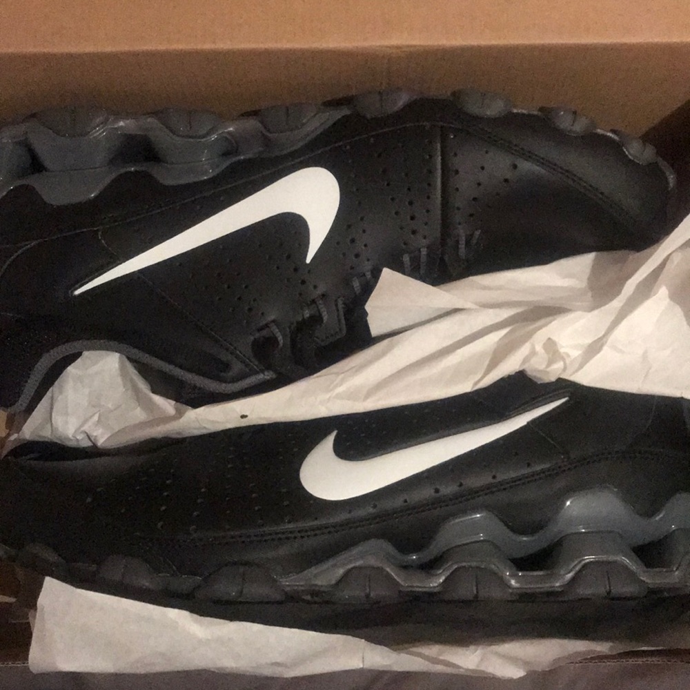 Nike Reax