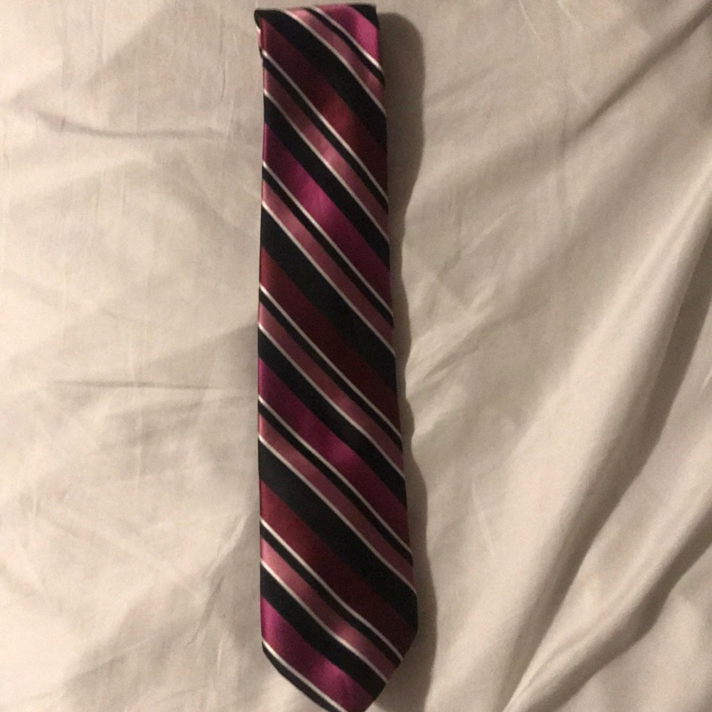 Pink black and white tie