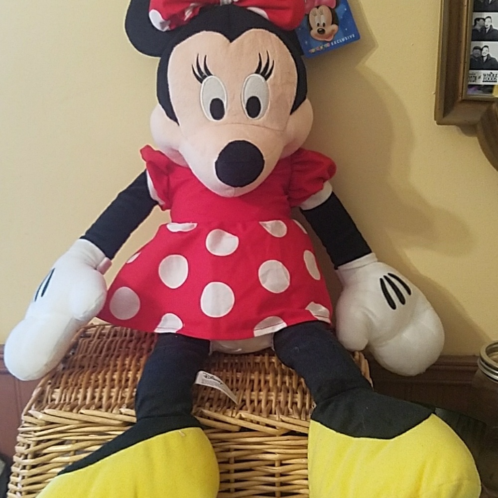 30 inch Minnie Mouse plush toy brand new