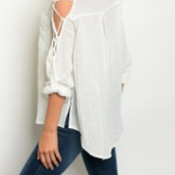 White button down shirt Lace Up Sleeves - Picture 3 of 3