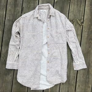 Madewell soft button down shirt with pockets XXS