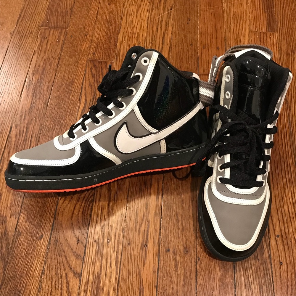 Nike air force 1.  hi top w/ strap. 10 men