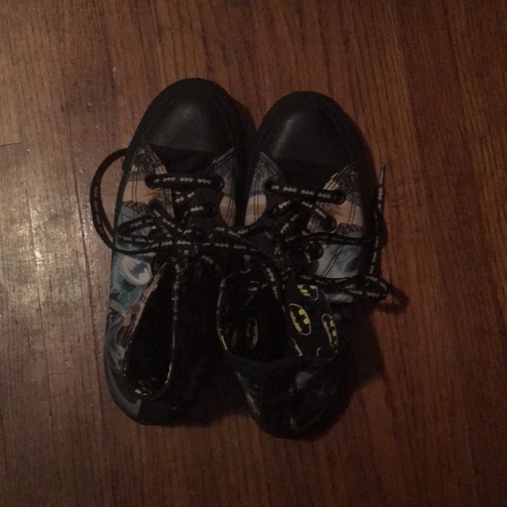 Batman converse. Worn 2 times