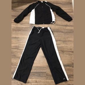 Nike sweatpants and sweatshirt