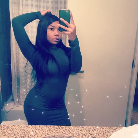 Meet your Posher, Devonna - Picture 1 of 1