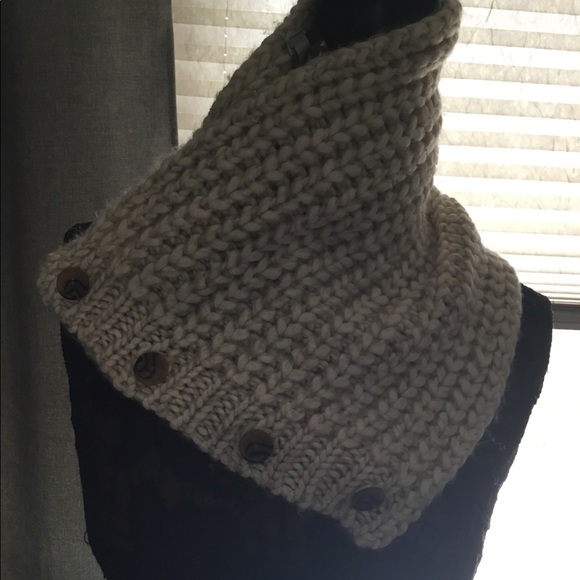 Ann Taylor Loft Cowl Scarf - Picture 7 of 7