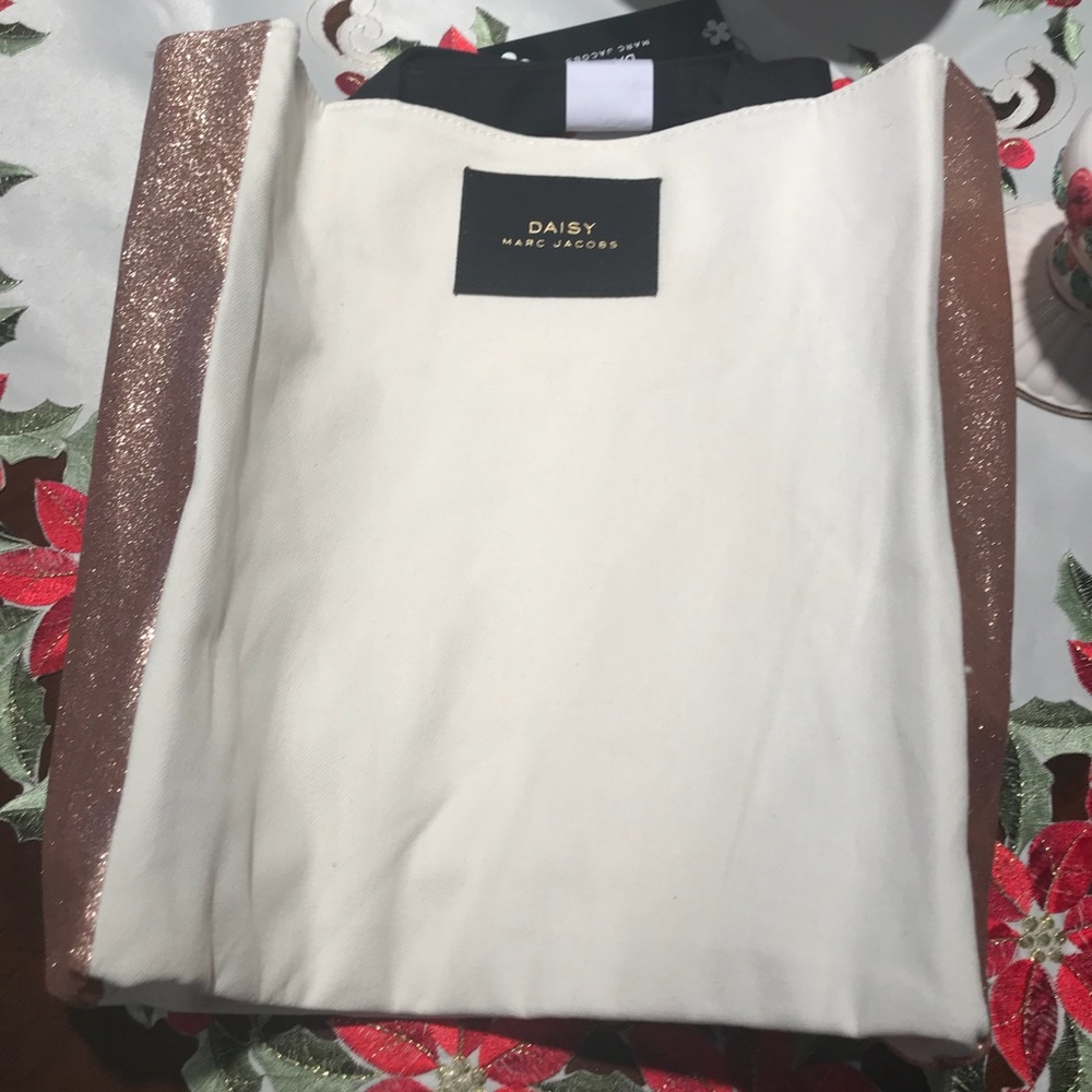 Daisy Marc Jacobs Bag