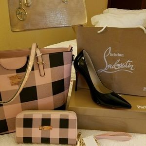 Meet your Posher, Kitty