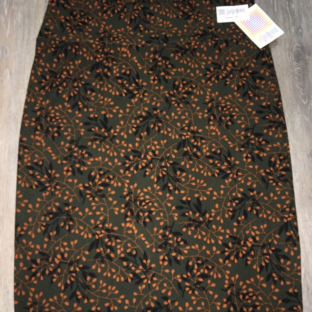 LuLaRoe Cassie xl
