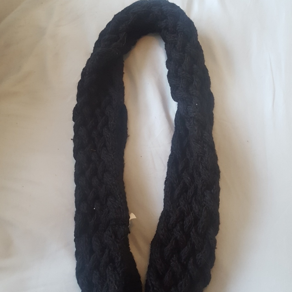 Infinity scarf