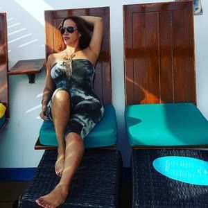 Meet your Posher, Janet