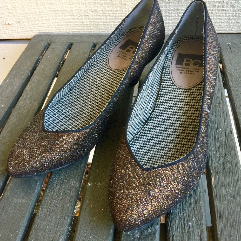 Bc brand bronze glitter vintage looking pumps