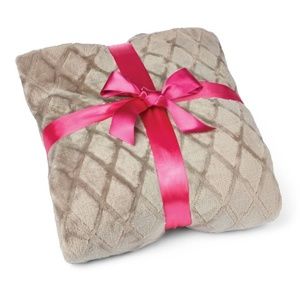 Brand new "Mary Kay" blanket!