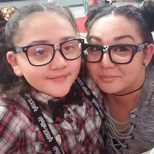 Meet your Posher, Maria olivia