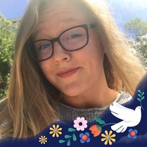 Meet your Posher, Lena