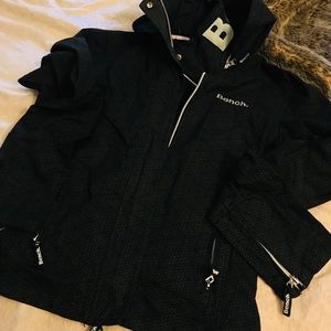 Bench windbreaker