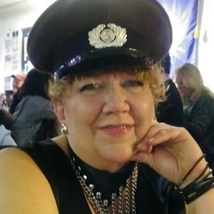 Meet your Posher, Anita