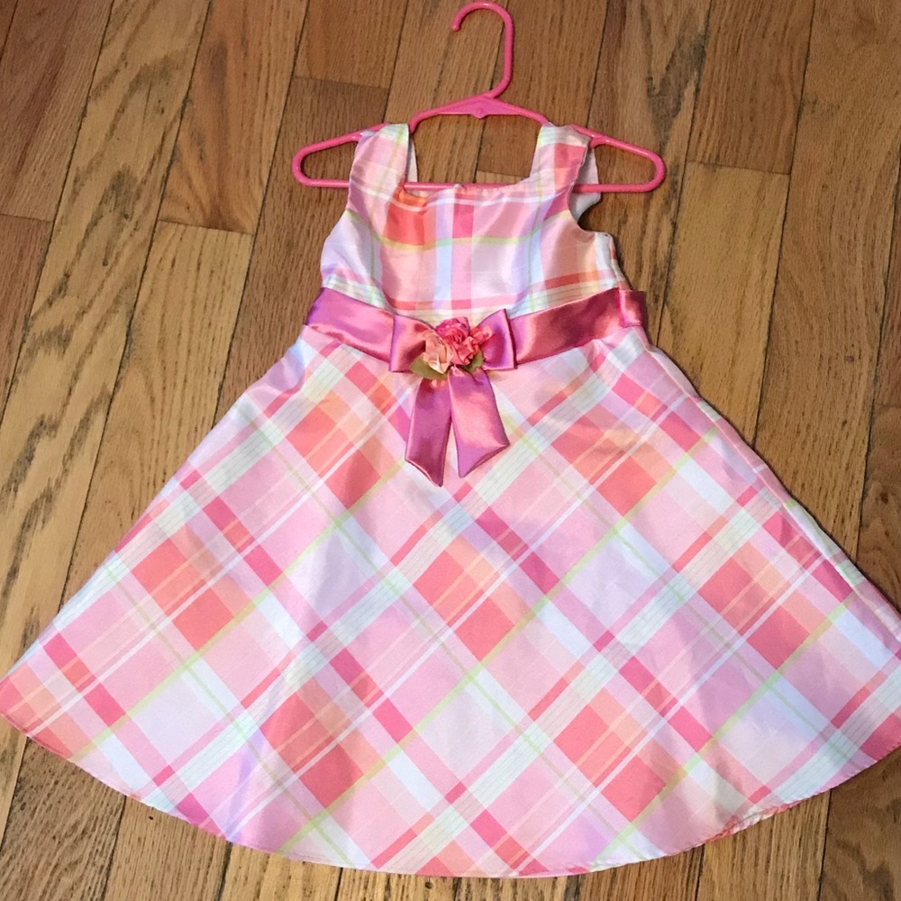 Girls size 4T dress