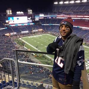 Meet your Posher, Elijah