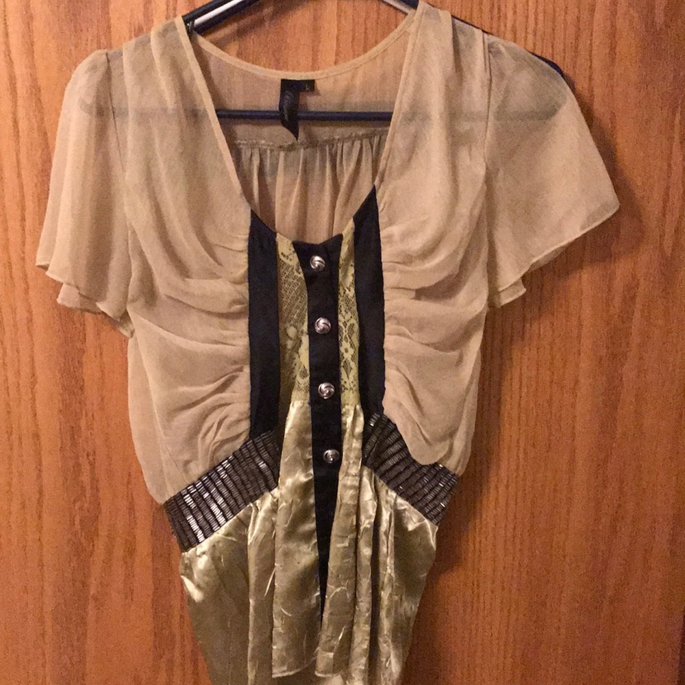 GORGEOUS! Green BKE Boutique Top sz lg