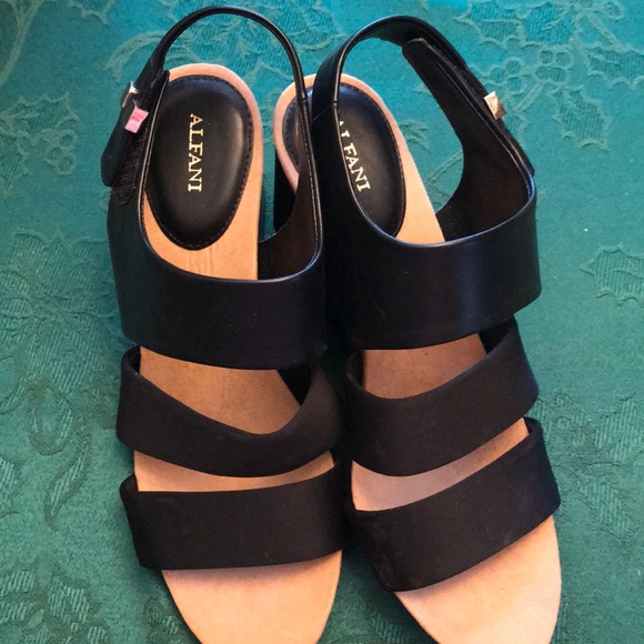 Alfani sandals - Picture 2 of 5