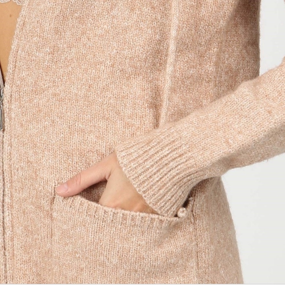 🌟🆕️5🌟❄Lacie Cardigan❄ - Picture 5 of 6